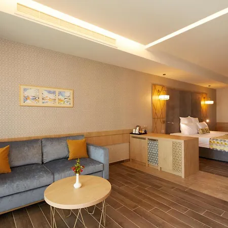 Secrets Sunny Beach Resort & Spa (Adults Only) מראה חיצוני תמונה Deluxe Room
